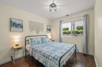 Cozy&Stylish DT Alhambra Living Walk to Starbucks, Dining &Nightlife places
