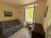 Quiet apartment in the village of Oletta, close to seaside activities and leisure facilities Hotels in Oletta