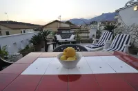 An apartment nestled in the sun 110 meters from the sea