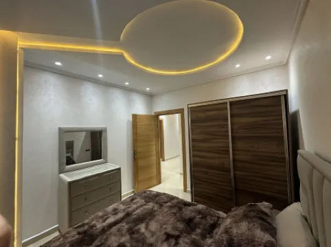 Family-sized Apartment overlooking Coast with easy access to Beach & Medina.