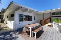 Modern Sonoma Stay w/ Spacious Deck, Views & Prime Location Bennett