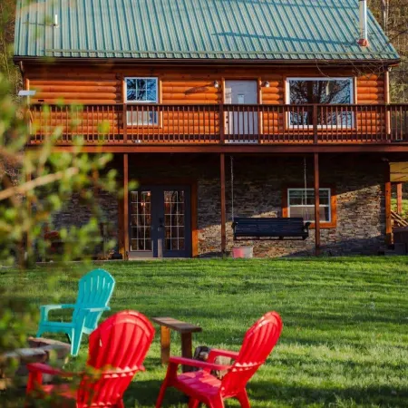 COZY Cabin with Hot Tub - Near all in Hocking Hills
