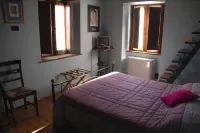 Splendid farmhouse in Val d'Orcia with private swimming pool and sauna