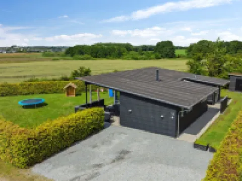 "Gloria" - 500m from the sea