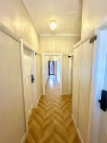 Modern Vintage Single & King size Rooms Hotels in Bankstown