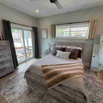 Stay and play in this modern stylish Southside Chattanooga apartment Rooms