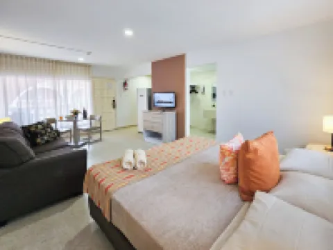 佐佐木公寓 鷹海灘酒店