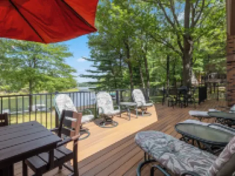 Whitefish Chain Lake Home with Beach + Sauna + King Beds + Kayaks +Paddle Boards Hotels in Crosslake