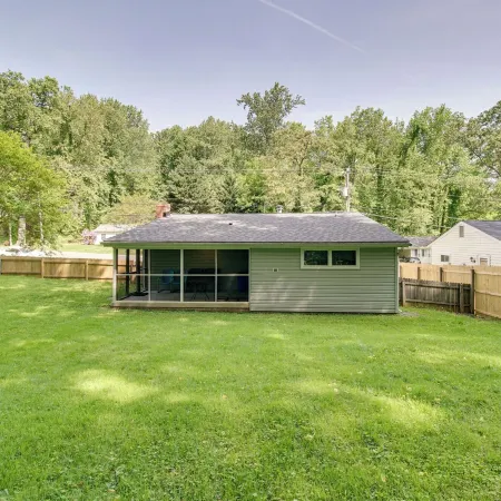 Walk to Beach: Charming Maryland Home w/ Yard!