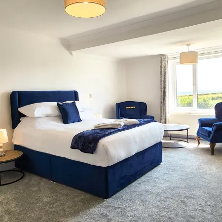 Bay View - 1 Bed Suite - Ocean Breeze - Port Eynon Отели в г. Порт Эйнон