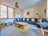 Duplex in Brecon with Rooftop Terrace Hotels in Brecon