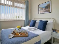 Bungalow in Dyffryn Ardudwy near Blue Flag Beach Hotels in Dyffryn Ardudwy
