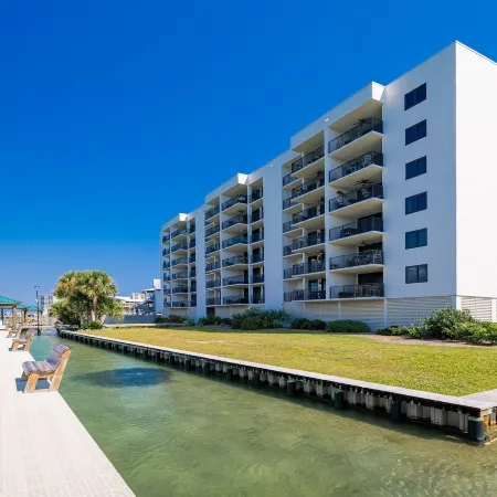 Wind Drift 310S Condo