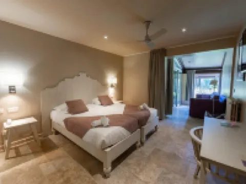 Vacances Bleues Hôtel Castel Luberon Hotéis em Apt