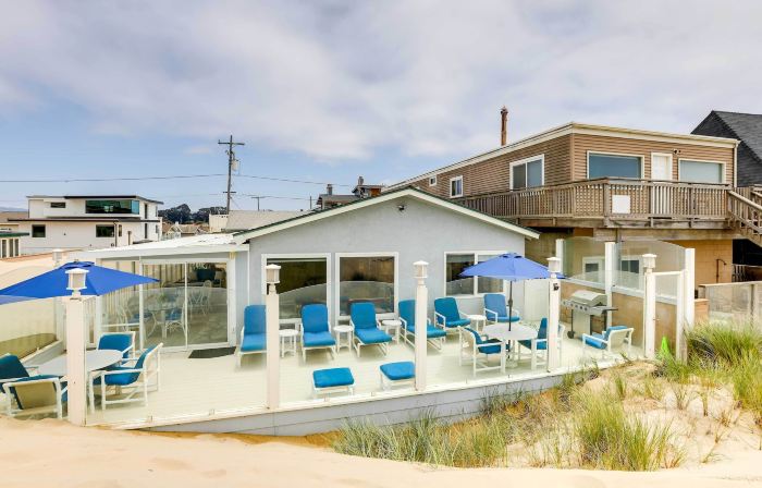 Between the Dunes Breezy Beachfront Oceano Home!