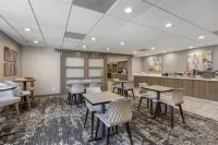 SureStay Plus Hotel by Best Western Chicago Lombard - breakfast