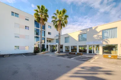 Kyriad Prestige Montpellier Ouest - Croix d'Argent Hotel a Montpellier