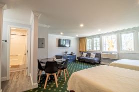The Niantic Inn
