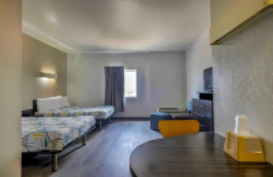 Motel 6 Cedar Park, TX