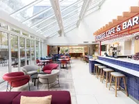 Holiday Inn Express WINDSOR by IHG Các khách sạn ở Windsor