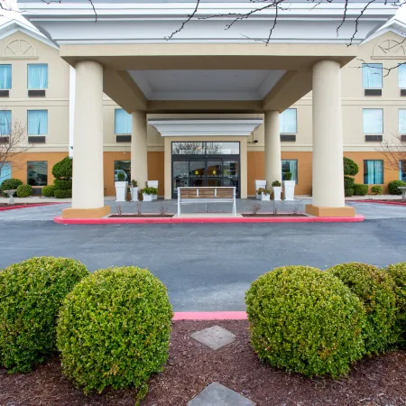Holiday Inn Express LEXINGTON-SW (NICHOLASVILLE) by IHG