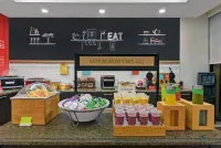 Hampton Inn & Suites Boynton Beach - breakfast