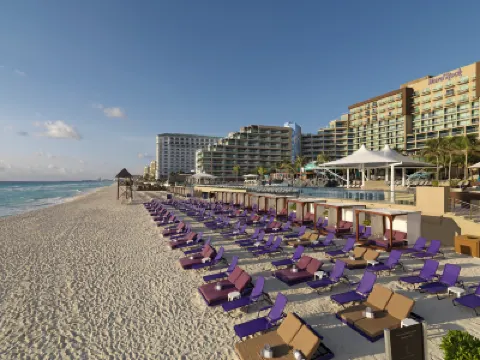 Hard Rock Hotel Cancun Hotels in 