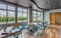 Holiday Inn & Suites BELLINGHAM by IHG - breakfast