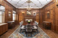 Hilton Milwaukee - Boutique