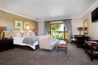 Irene Country Hotel - Bãi đậu xe