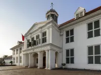 Novotel Jakarta Cikini Hotels in Menteng