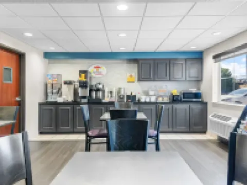 Super 8 by Wyndham Weatherford Hôtels à : Weatherford