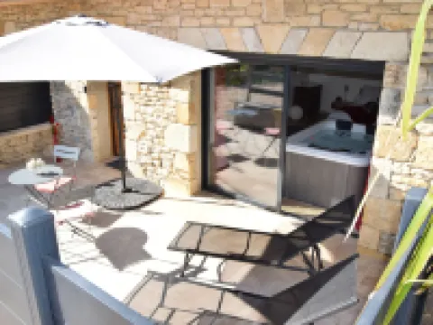 Gites魅力之星L Etoile SPA 貝納克和卡澤納克酒店