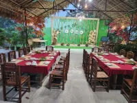 Dong Que Homestay-Tours-Motorbike, Car Rental, Hiking