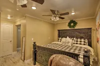 Walk to Texas Tech! Cozy Lubbock Gem w/ Patio - Homestays