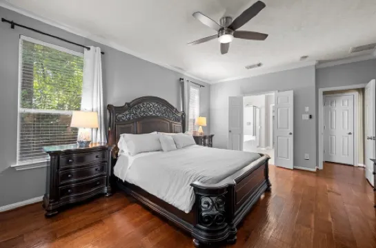 Elegant 4BR Retreat in The Woodlands – Spacious Home  with backyard