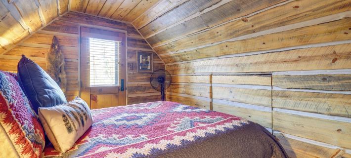 Jemez Springs Cabin w/ Stunning Mtn Views! Ξενοδοχεία στην πόλη Sandoval County