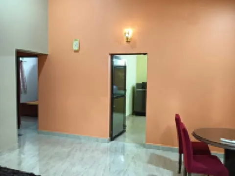 Whispering Palm Parra Hotels in Parra