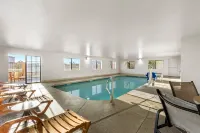 Comfort Inn & Suites Surprise Near Sun City West Hotels in El Mirage