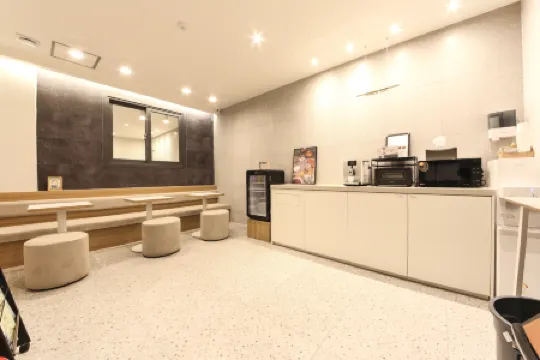 Andong No25 Andong Station Branch Отели в г. Андон