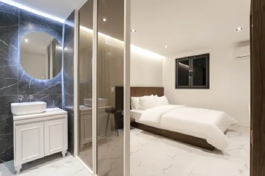 Hotel Seven Step Bupyeong Отели рядом с достопримечательностью «Музей истории Пупхёна»