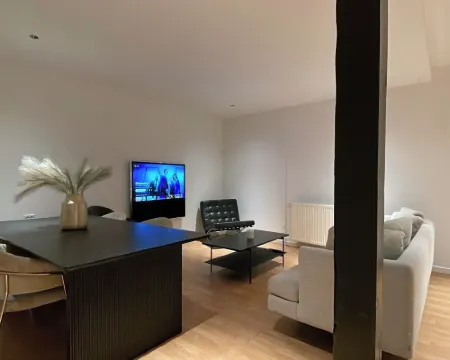 メゾン ノール 6 ミン フロム エアポート & スリープ 6 カストルプのホテル