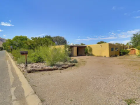 Perfect For Groups! Socorro Home Near NM Tech Hoteles en Socorro