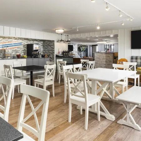Harbor Town Inn
