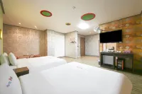 Donghaksa Hole in One