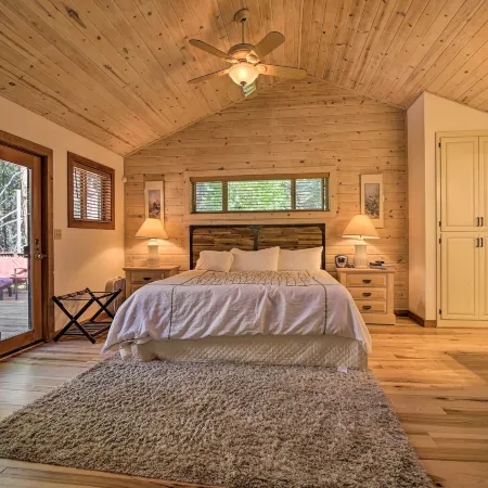 5 Mi to Hiking: Custom Cabin w/ Deck in Arnold! Hotels in Arnold