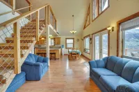 Stunning Hilltop Home by John Day Fossil Beds - parking