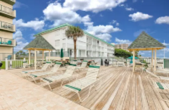 Tropical Suites at Sunglow Resort