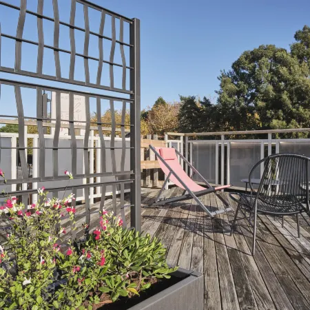 The Originals City, Hôtel le Beaujoire, Nantes Отели рядом с достопримечательностью «Станция Haluchère-Batignolles»
