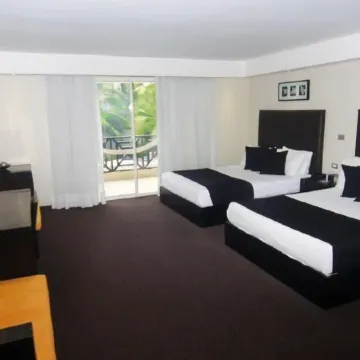 LTH Las Terrenas Hotel